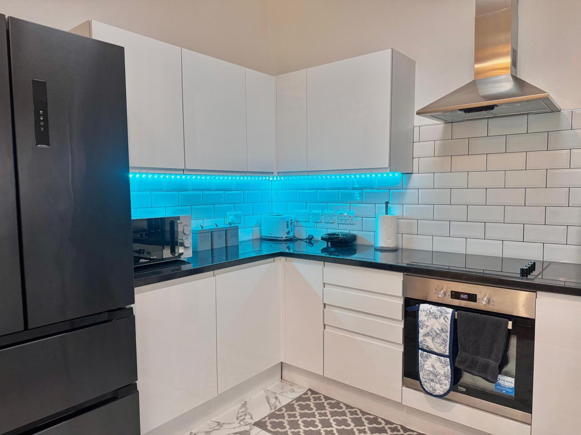 Modern 1-Bed Apt 30Min To Central London & Parking المظهر الخارجي الصورة