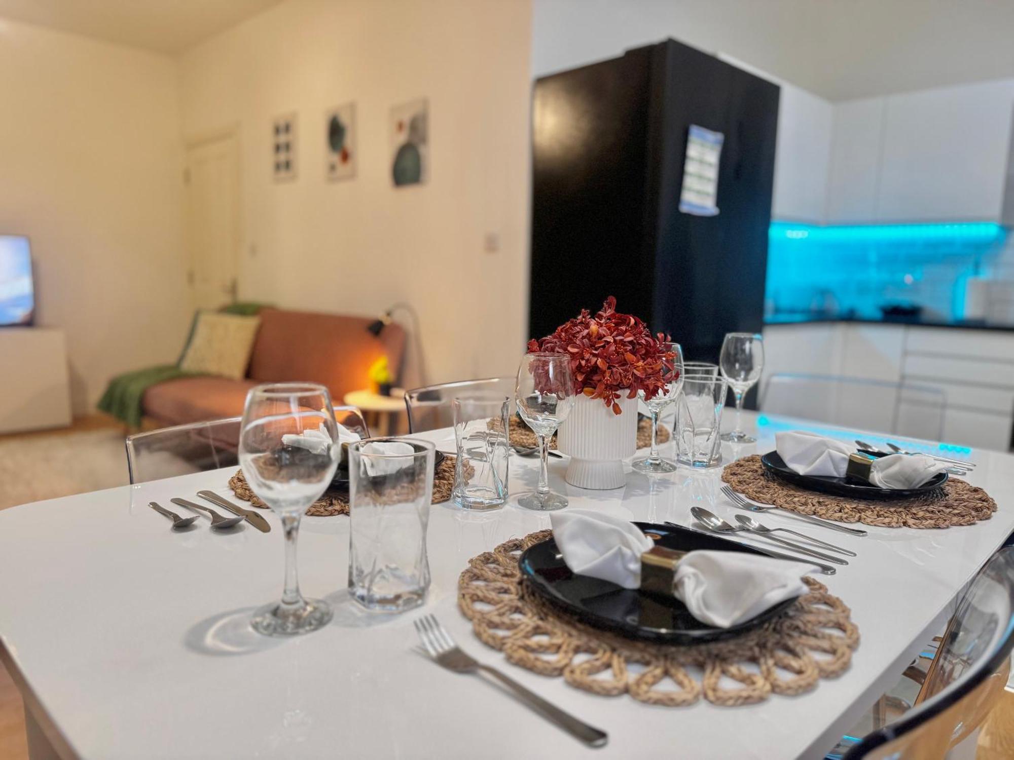 Modern 1-Bed Apt 30Min To Central London & Parking المظهر الخارجي الصورة