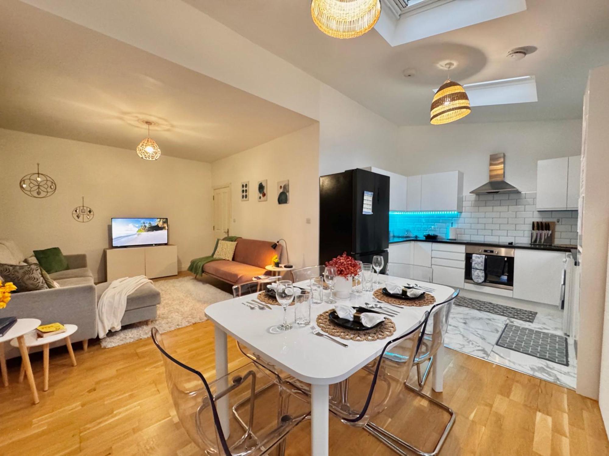 Modern 1-Bed Apt 30Min To Central London & Parking المظهر الخارجي الصورة