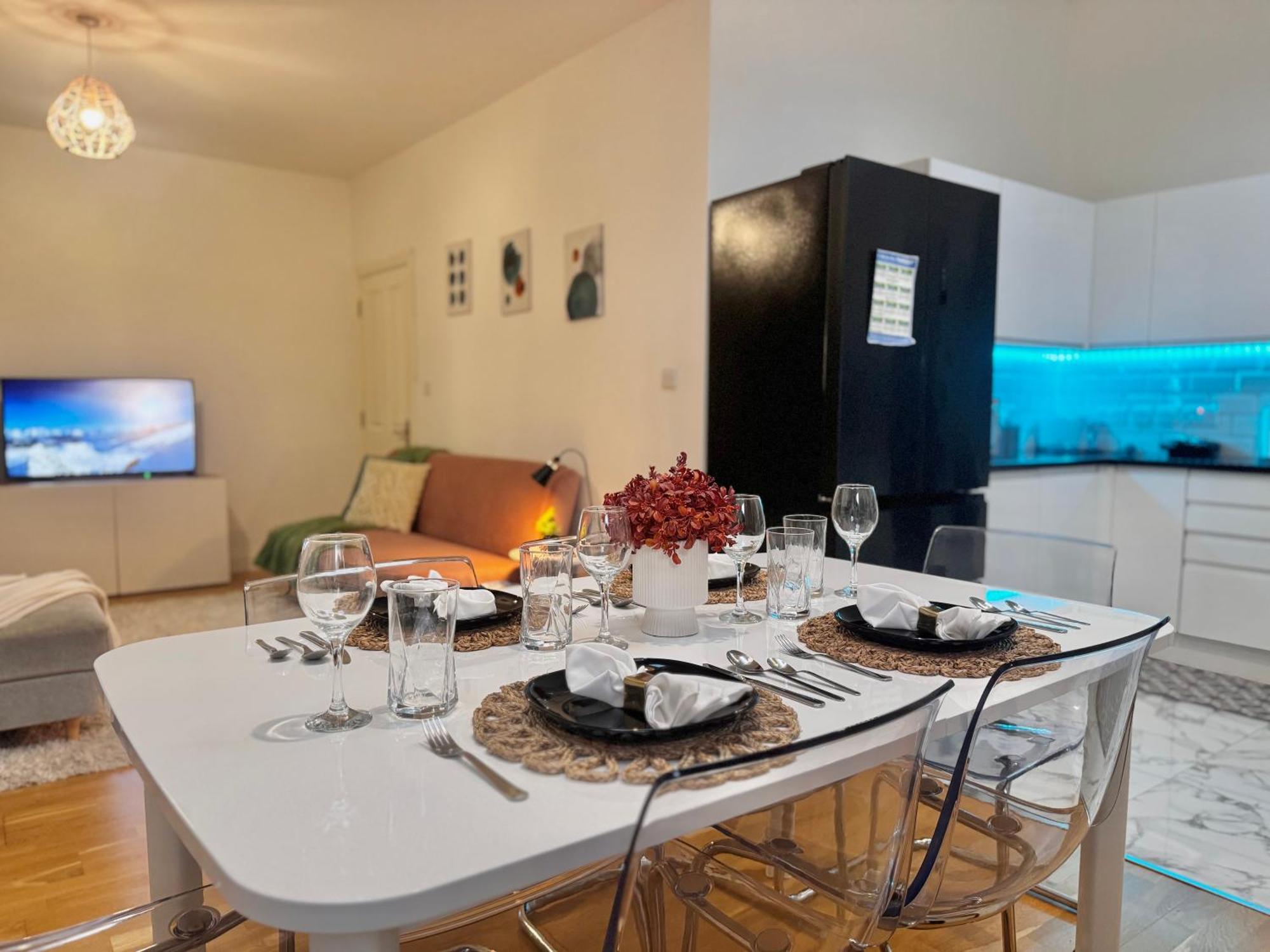 Modern 1-Bed Apt 30Min To Central London & Parking المظهر الخارجي الصورة