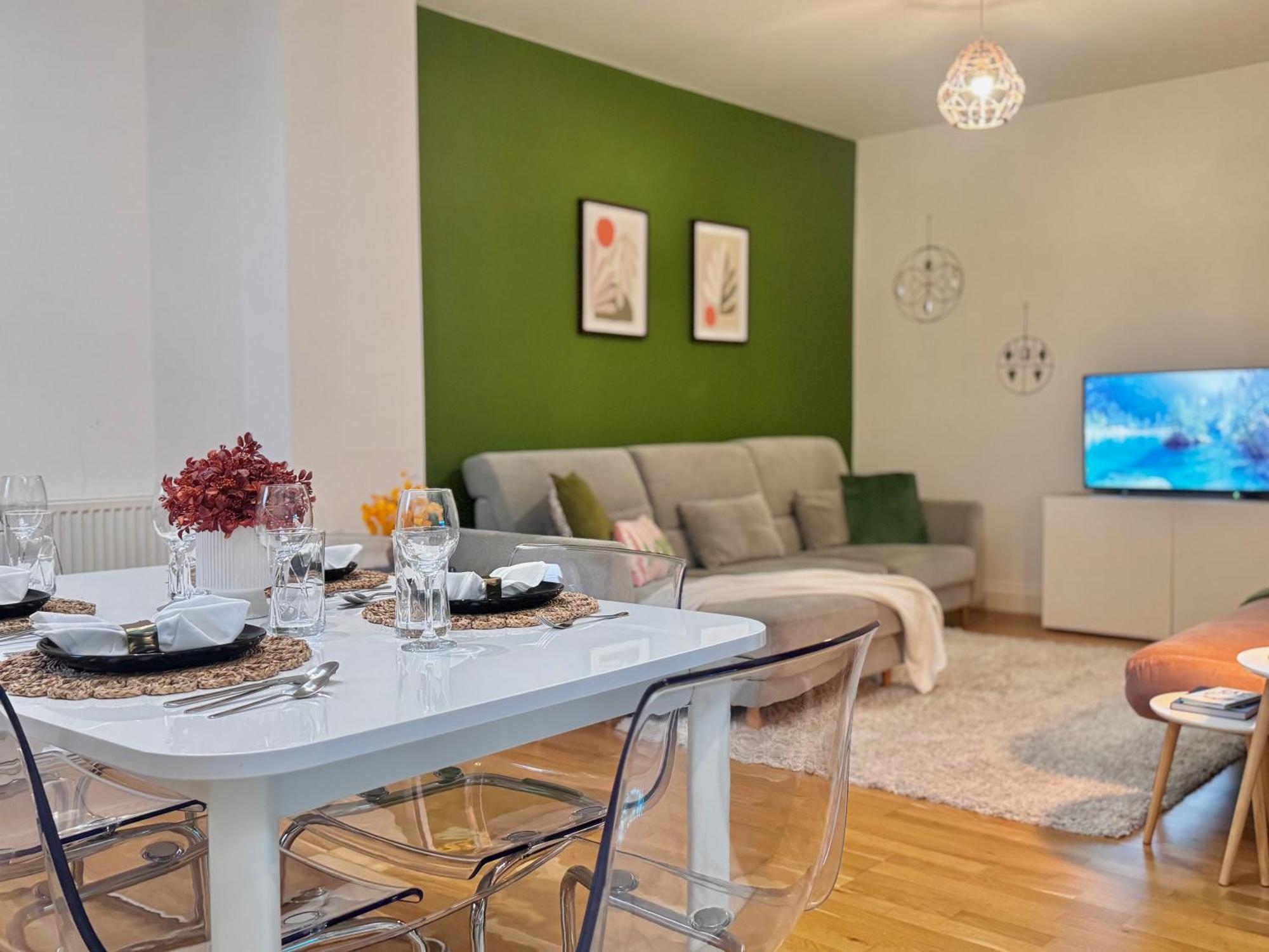 Modern 1-Bed Apt 30Min To Central London & Parking المظهر الخارجي الصورة